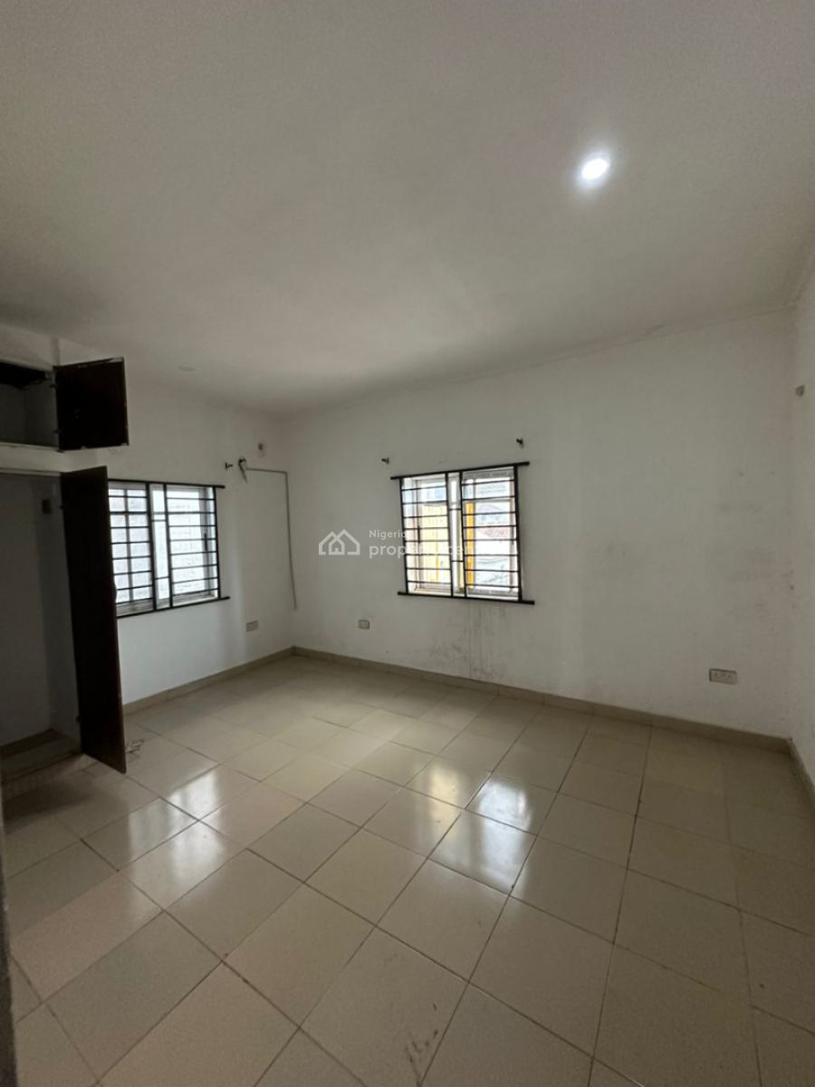 Very Spacious 2 Bedroom Apartment, Ogombo, Ajah, Lagos, Flat / Apartment for Rent
