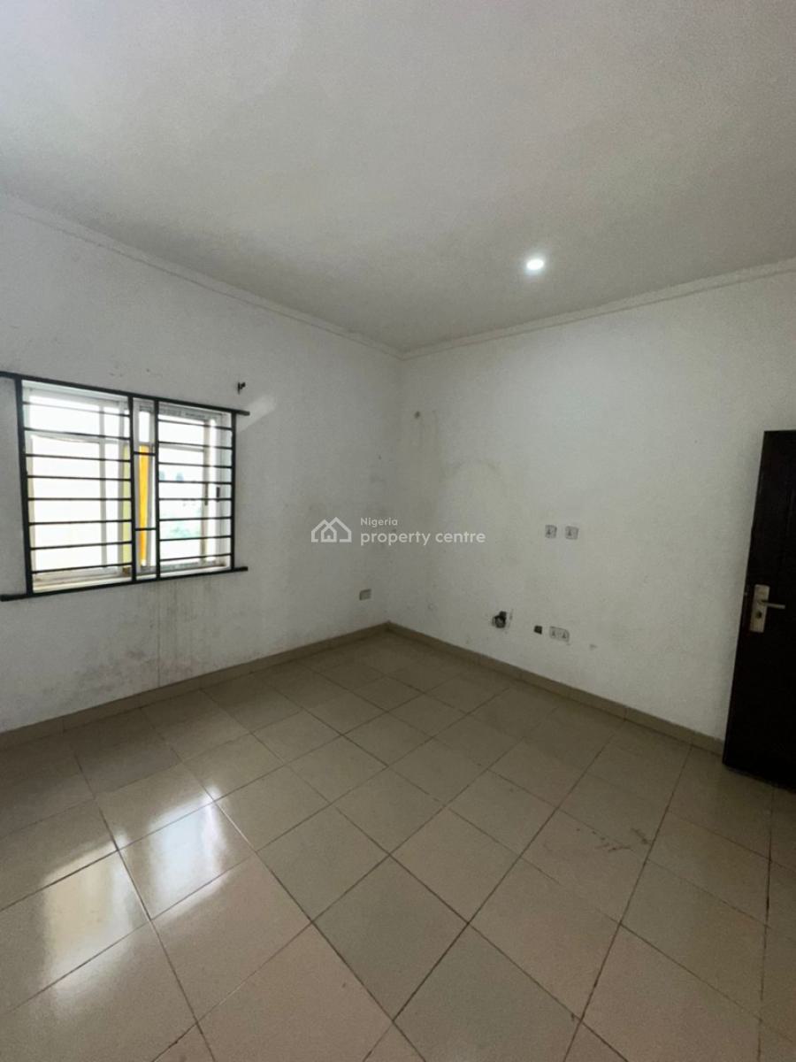 Very Spacious 2 Bedroom Apartment, Ogombo, Ajah, Lagos, Flat / Apartment for Rent