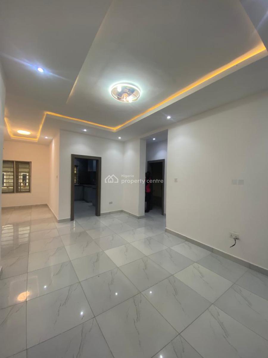 Standard Two Bedroom Apartment Upstairs, Green View Estate Ogombo, Ajah, Lagos, Flat / Apartment for Rent