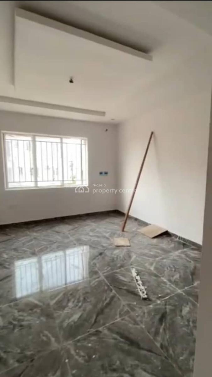 Lovely 3bedroom Flat, Kilo, Surulere, Lagos, Flat / Apartment for Rent