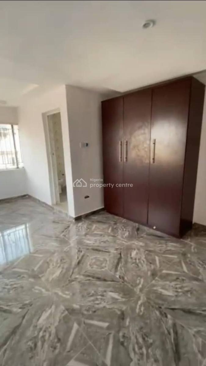 Lovely 3bedroom Flat, Kilo, Surulere, Lagos, Flat / Apartment for Rent