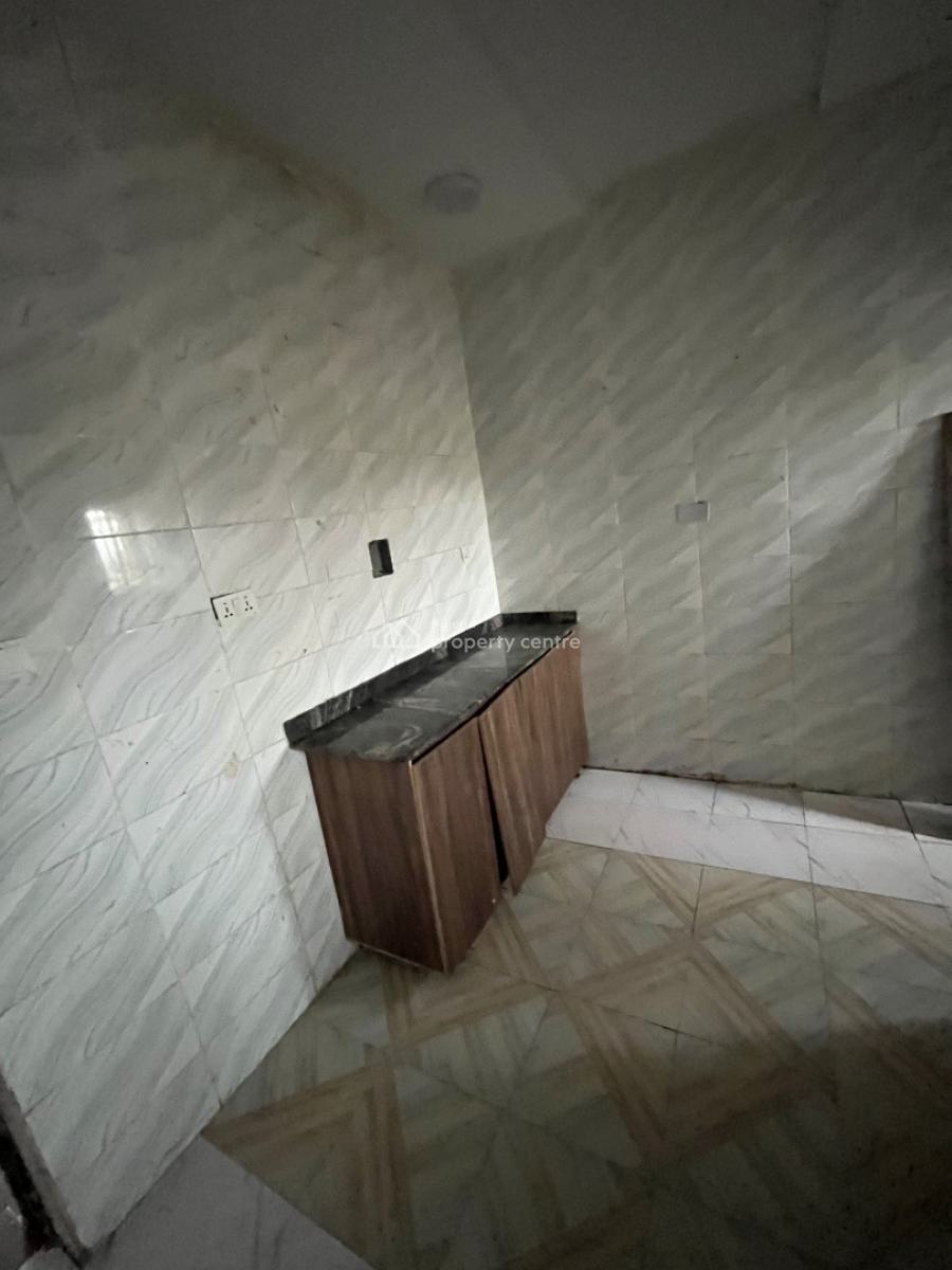 2 Bedroom Apartment, Treasure Estate., Sangotedo, Ajah, Lagos, Flat / Apartment for Rent