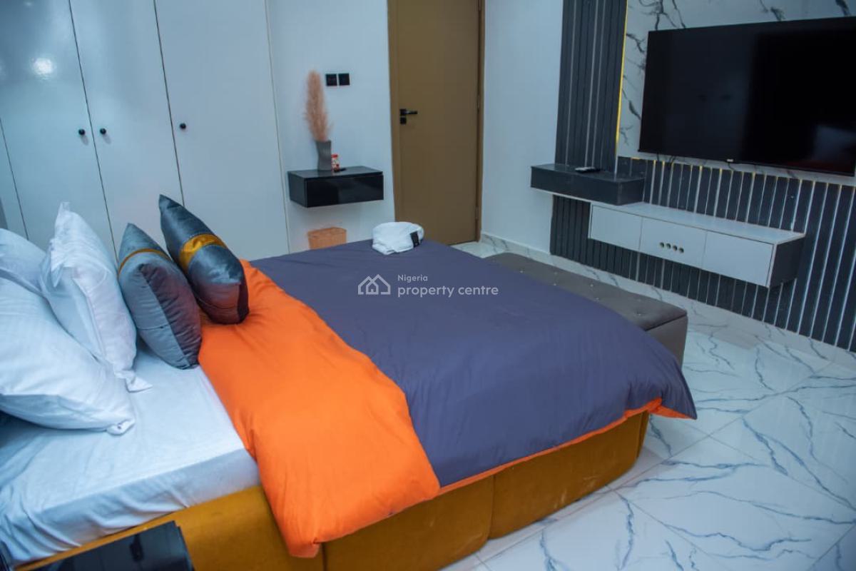 Tastefully Furnished 3 Bedrooms Apartment with Luxury Features, Ikate, Lekki, Lagos, Flat / Apartment Short Let