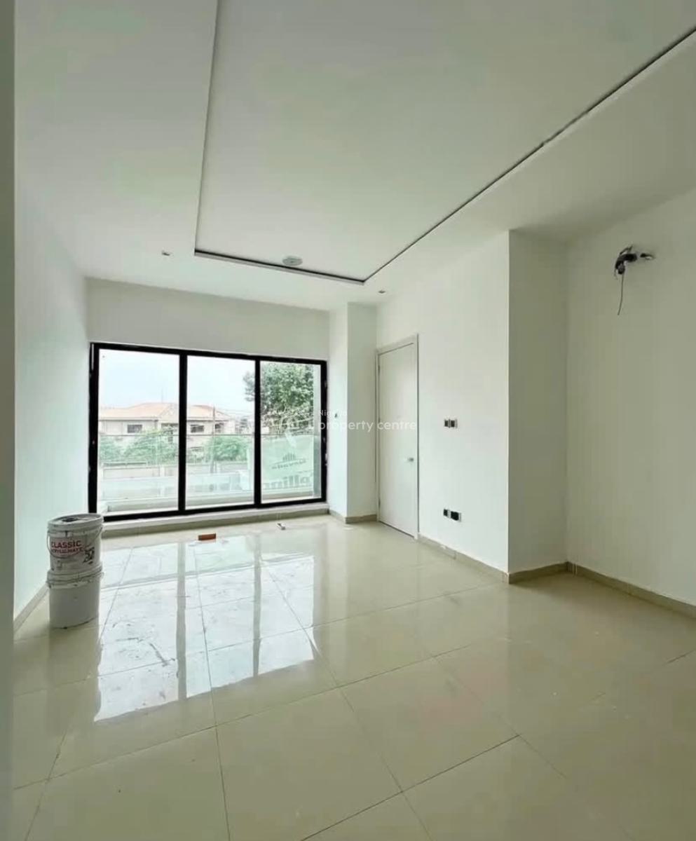 Beautiful 2 Bedroom Apartment with Swimming Pool, Lekki Phase 1, Lekki, Lagos, Flat / Apartment for Rent