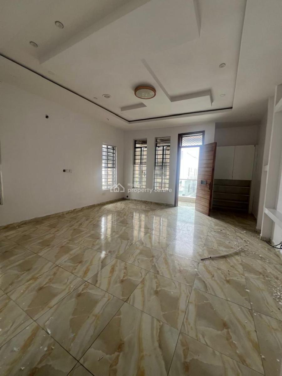 Brief  Shared Apartment @ Alexander Garden Oral Extension Estate, Alexander Garden Oral Extension Estate, Ikota, Lekki, Lagos, Self Contain (single Rooms) for Rent