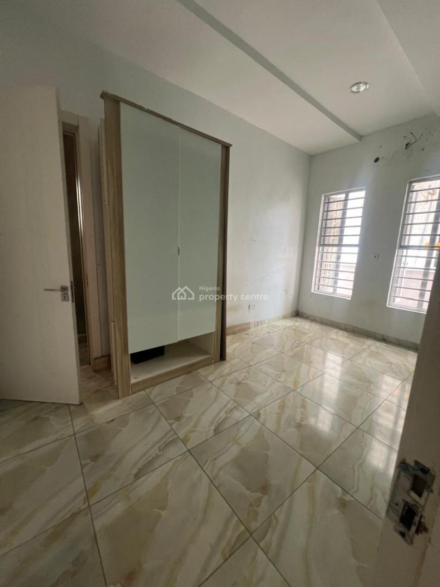 Brief  Shared Apartment @ Alexander Garden Oral Extension Estate, Alexander Garden Oral Extension Estate, Ikota, Lekki, Lagos, Self Contain (single Rooms) for Rent