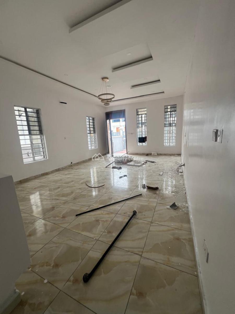 Brief  Shared Apartment @ Alexander Garden Oral Extension Estate, Alexander Garden Oral Extension Estate, Ikota, Lekki, Lagos, Self Contain (single Rooms) for Rent