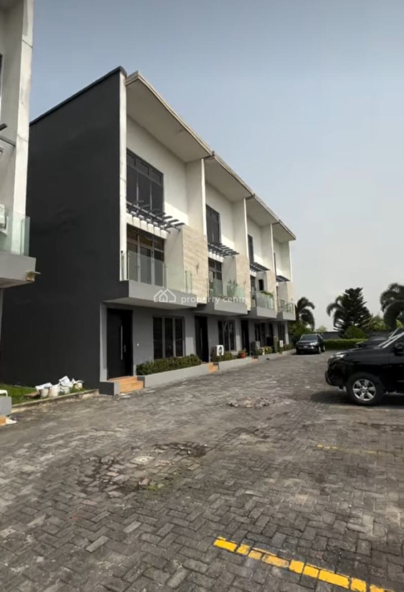 Well-finished and Serviced 4 Bedroom En-suite Townhouse with an Enclos, Lekki Phase 1, Lekki, Lagos, Terraced Duplex for Sale
