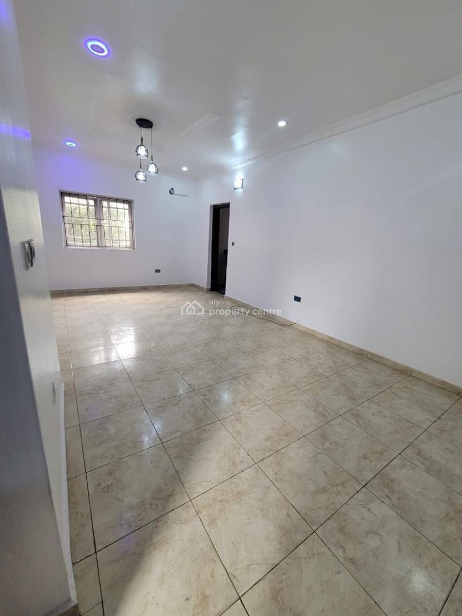 Tastefully Built 2 Bedroom Flat, Lekki Phase 1, Lekki, Lagos, House for Rent
