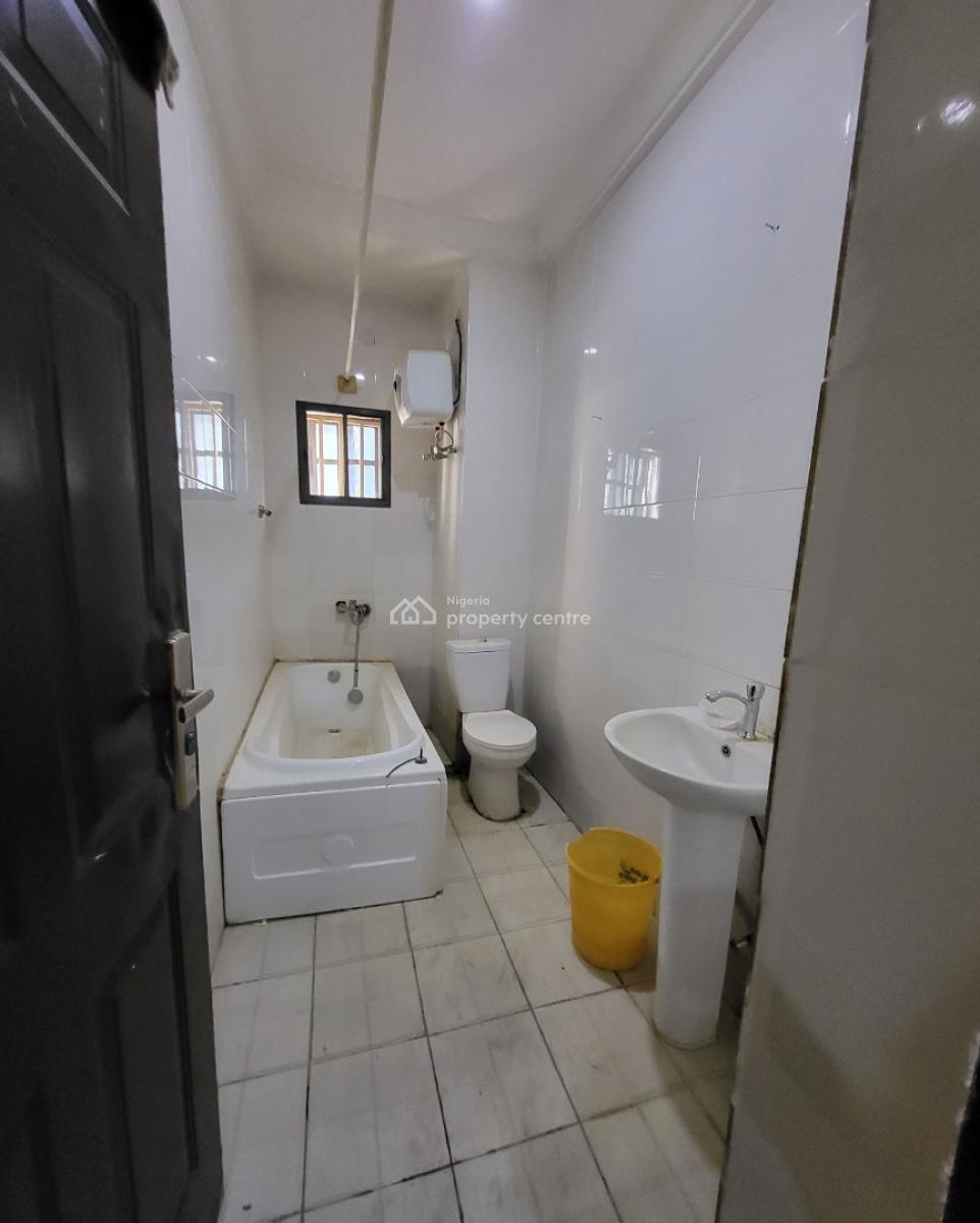 Luxurious Massive 3 Bedroom Flat, By Grand Pela Hotel, Durumi, Abuja, Flat / Apartment for Rent