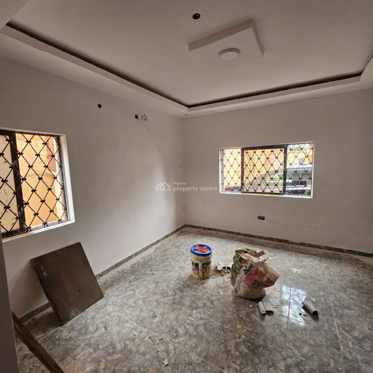 Newly Renovated 3bedroom Flat at Magodo Phrase 2 Gra, Gra Phase 2, Magodo, Lagos, Flat / Apartment for Rent