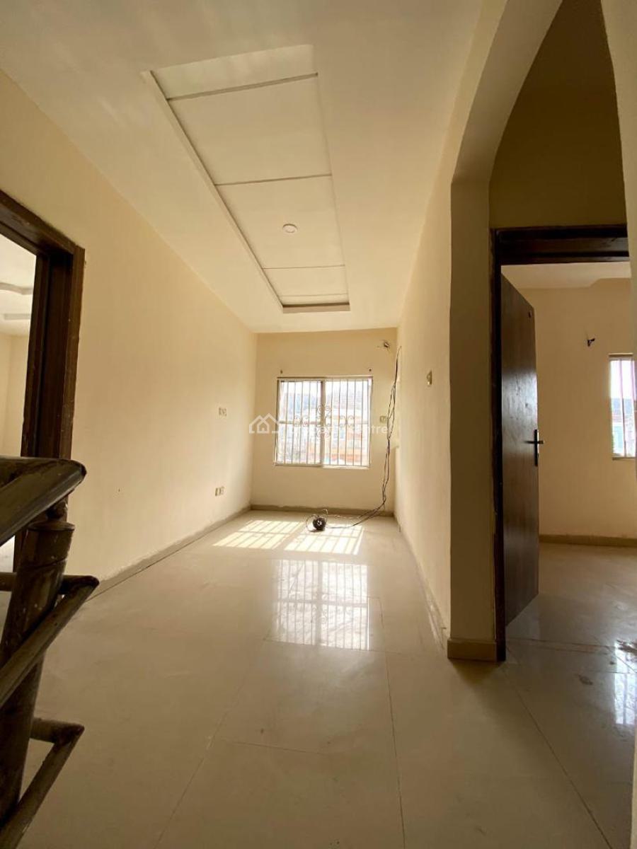 Contemporary 3 Bedroom Semi Detached Duplex with Bq, Lekki, Lagos, Semi-detached Duplex for Rent