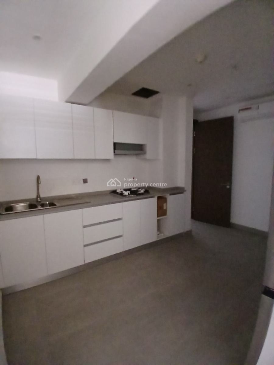 Tastefully Finished and Serviced with 24/7 Power Suppy 2 Bedroom En-su, Lekki Phase 1, Lekki, Lagos, Flat / Apartment for Sale
