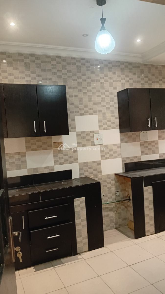 Luxury 3 Bedroom Apartment with Exquisite Features, Thomas Estate, Ajah, Lagos, Flat / Apartment for Rent