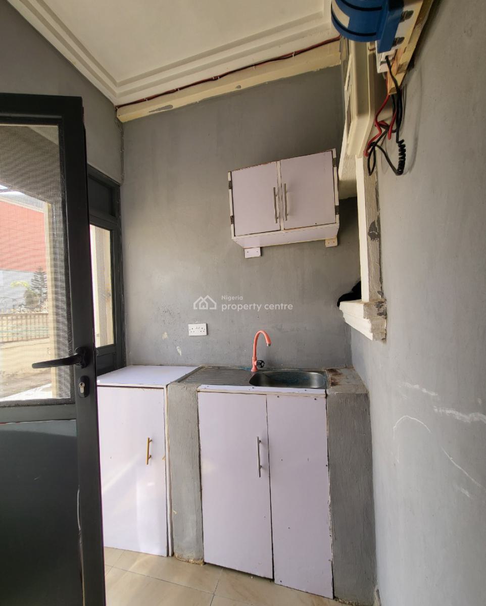 Luxurious Massive Selfcon Apartment, By American International School, Durumi, Abuja, Self Contain (single Rooms) for Rent