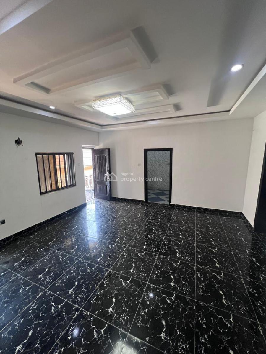 Nicely Built 3 Bedroom Flat, Lekki Phase 1, Lekki, Lagos, House for Rent