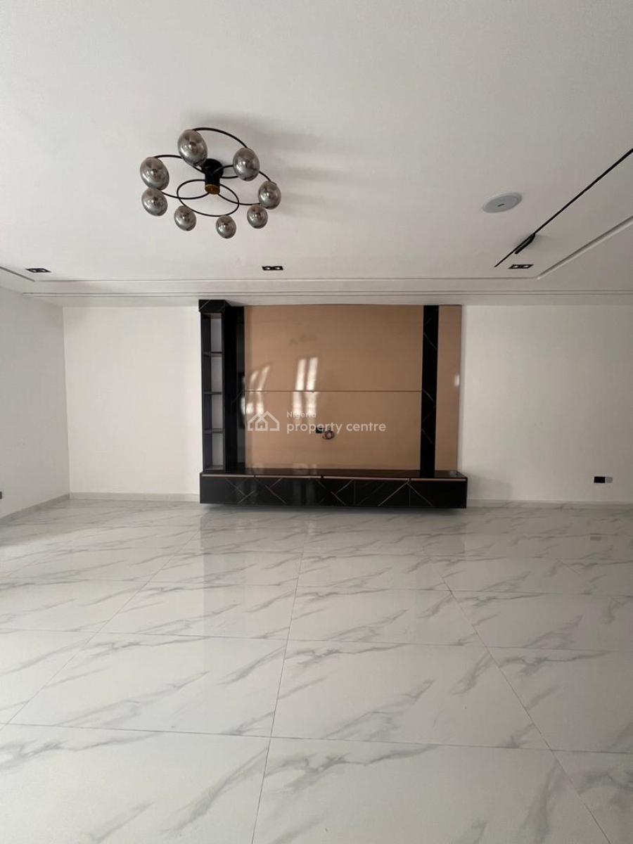 Neatly Built 4 Bedroom Semi-detached with Bq in a Serene Estate, Neatly Built 4 Bedroom Semi-detached with Bq in a Serene Estate, Ikate, Lekki, Lagos, Semi-detached Duplex for Sale