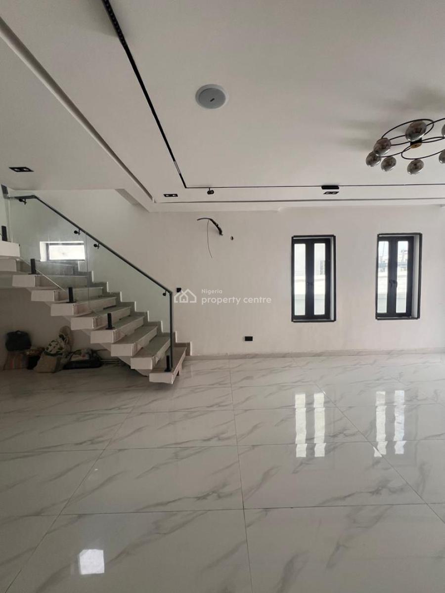 Neatly Built 4 Bedroom Semi-detached with Bq in a Serene Estate, Neatly Built 4 Bedroom Semi-detached with Bq in a Serene Estate, Ikate, Lekki, Lagos, Semi-detached Duplex for Sale