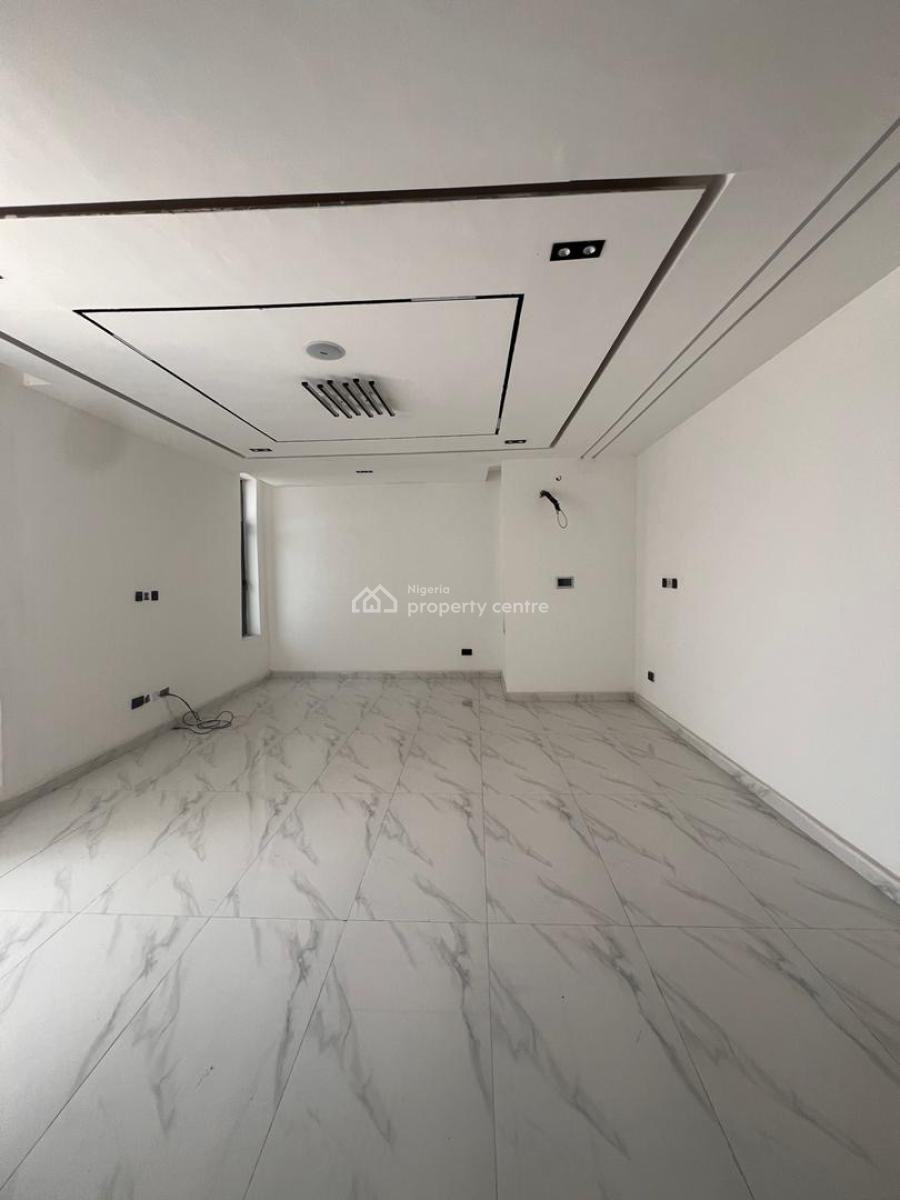 Neatly Built 4 Bedroom Semi-detached with Bq in a Serene Estate, Neatly Built 4 Bedroom Semi-detached with Bq in a Serene Estate, Ikate, Lekki, Lagos, Semi-detached Duplex for Sale