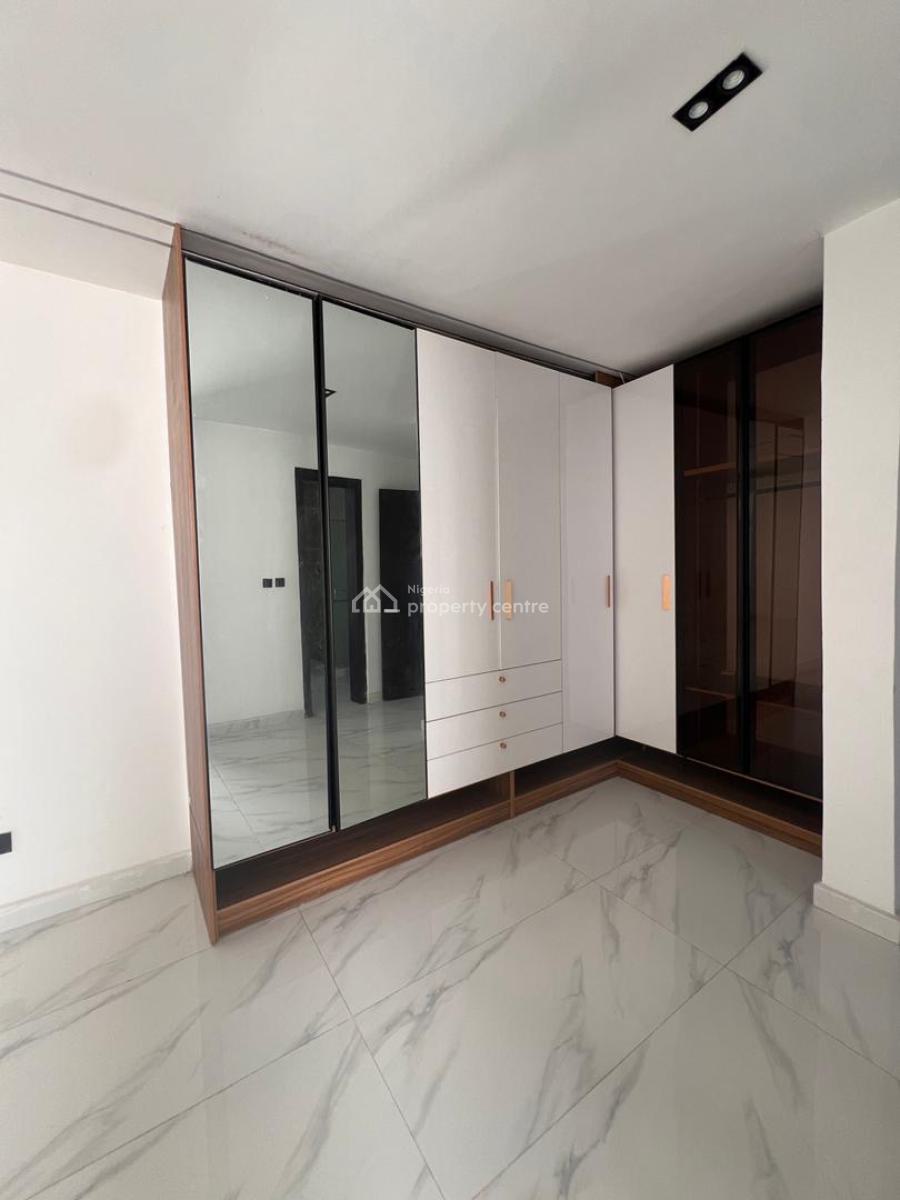 Neatly Built 4 Bedroom Semi-detached with Bq in a Serene Estate, Neatly Built 4 Bedroom Semi-detached with Bq in a Serene Estate, Ikate, Lekki, Lagos, Semi-detached Duplex for Sale