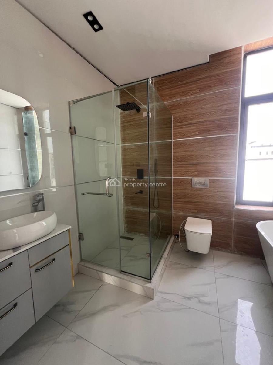 Neatly Built 4 Bedroom Semi-detached with Bq in a Serene Estate, Neatly Built 4 Bedroom Semi-detached with Bq in a Serene Estate, Ikate, Lekki, Lagos, Semi-detached Duplex for Sale