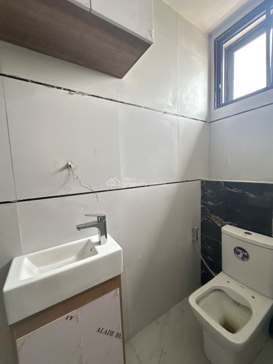 Nicely Carved 1 Bedroom Penthouse with Elevator, Ikate, Lekki, Lagos, House for Sale