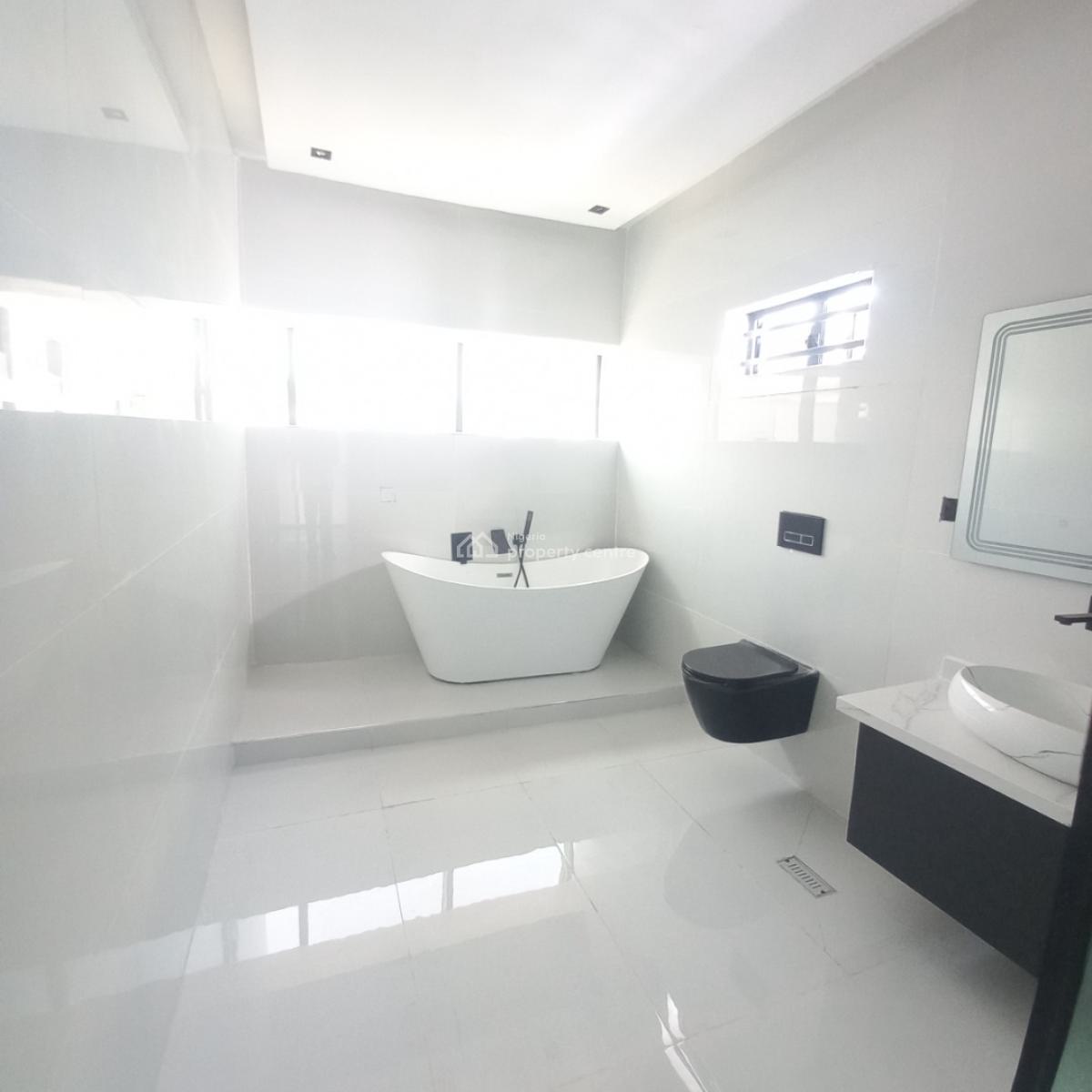 Exquisite 5 Bedroom Detached Duplex with Bq, Ologolo, Lekki, Lagos, Detached Duplex for Sale