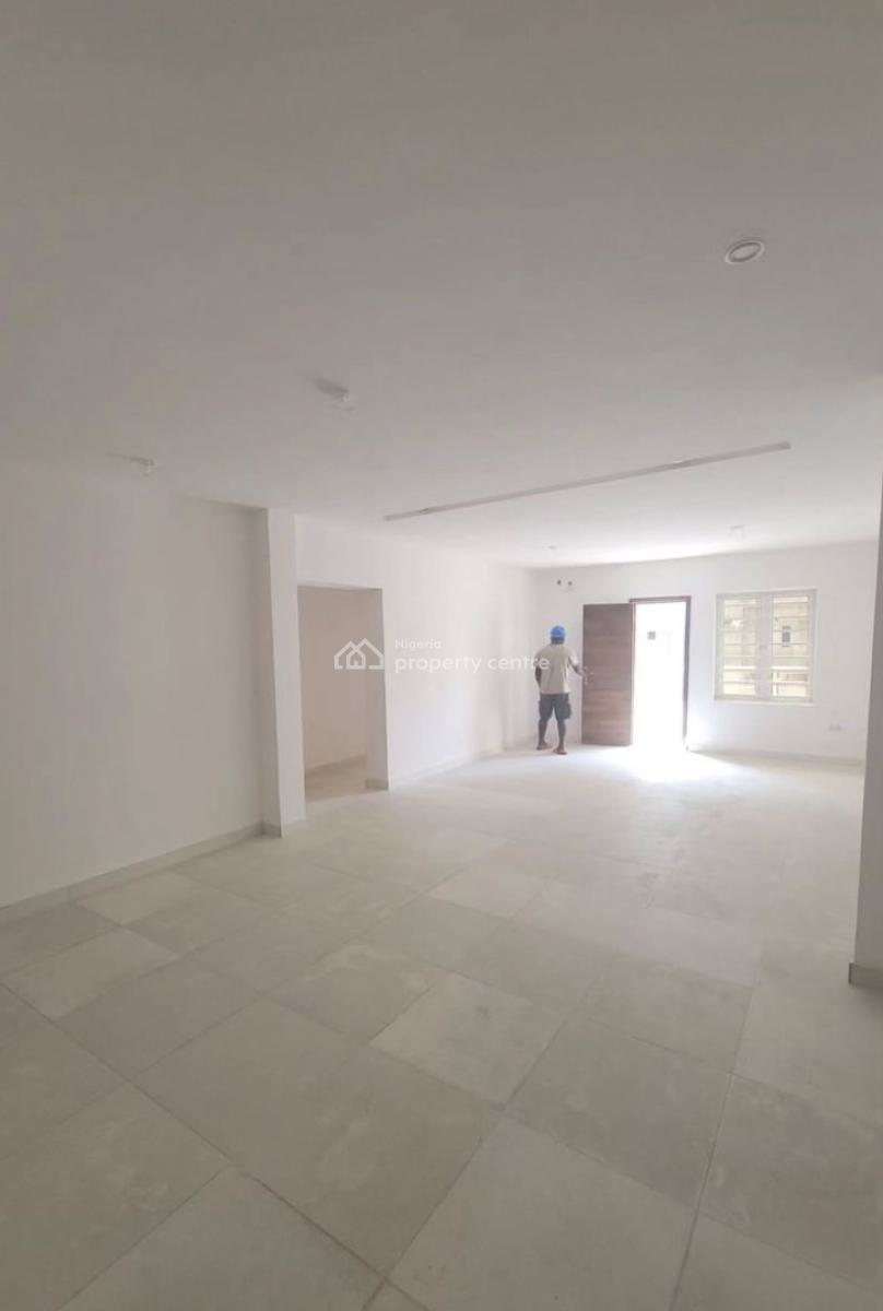 Brand New Spacious 2 Bedroom in a Secured Estate, Lekki Phase 1, Lekki, Lagos, Flat / Apartment for Rent