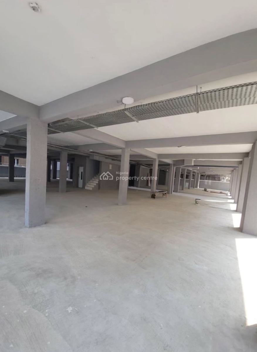 Brand New Spacious 2 Bedroom in a Secured Estate, Lekki Phase 1, Lekki, Lagos, Flat / Apartment for Rent