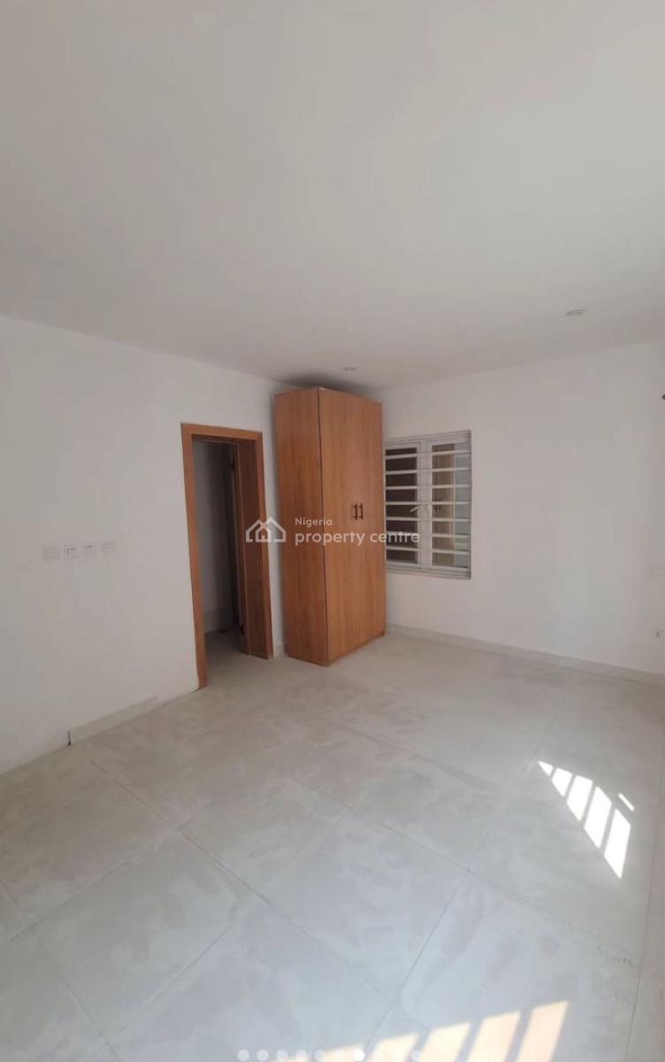 Brand New Spacious 2 Bedroom in a Secured Estate, Lekki Phase 1, Lekki, Lagos, Flat / Apartment for Rent