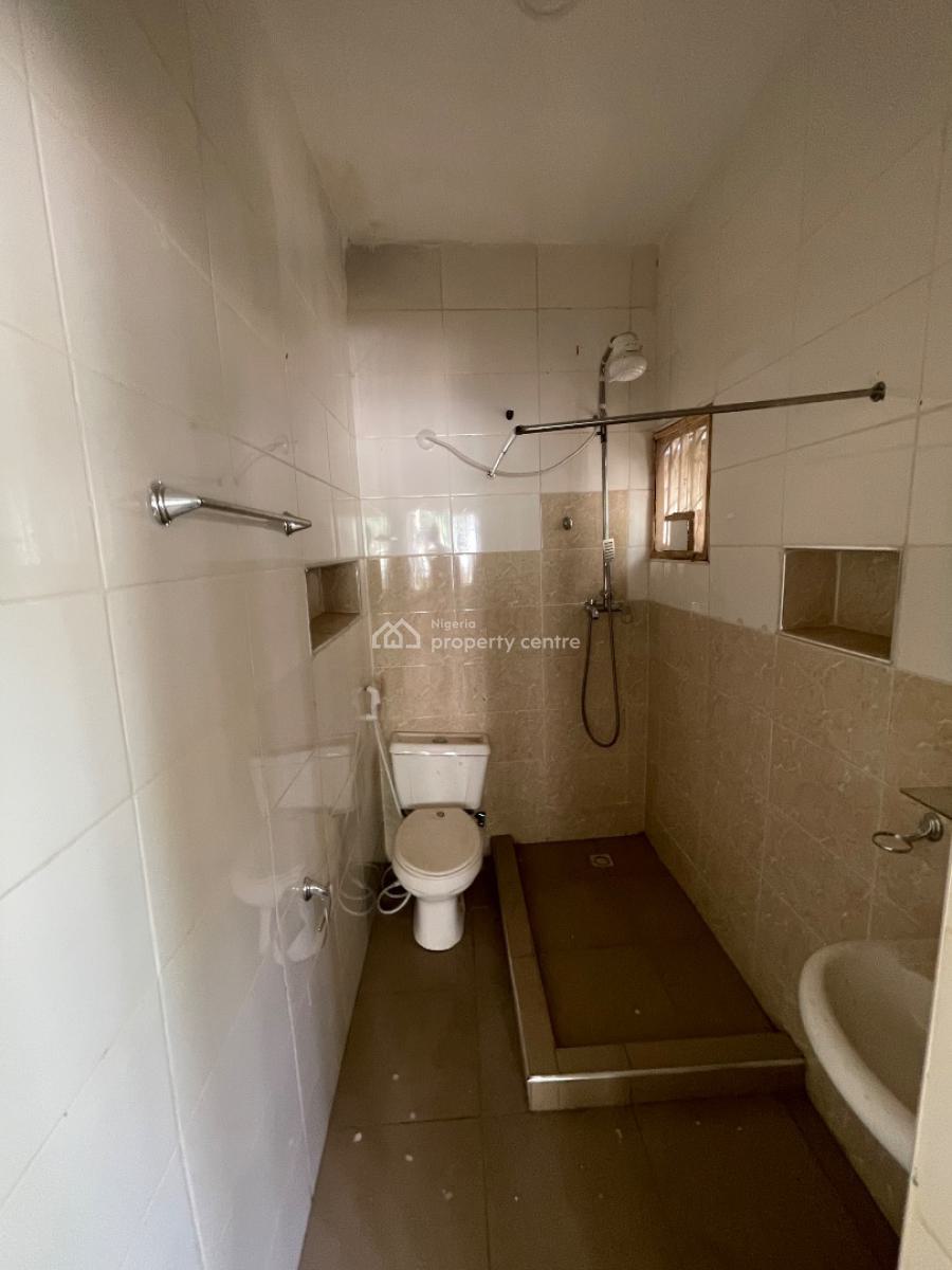Well Renovated 3-bedroom Flat on The First Floor, Wuse 2, Abuja, Flat / Apartment for Rent