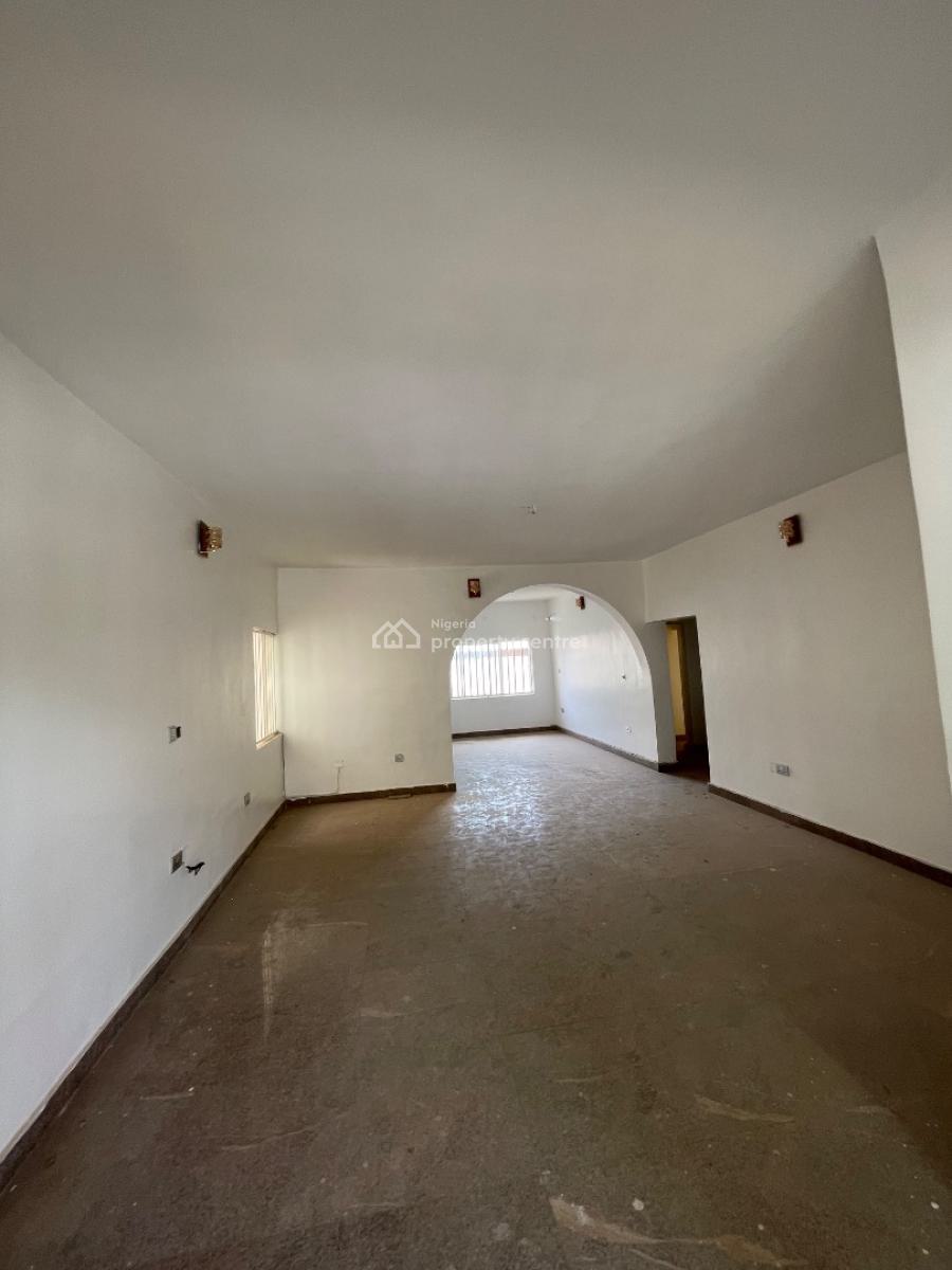 Well Renovated 3-bedroom Flat on The First Floor, Wuse 2, Abuja, Flat / Apartment for Rent