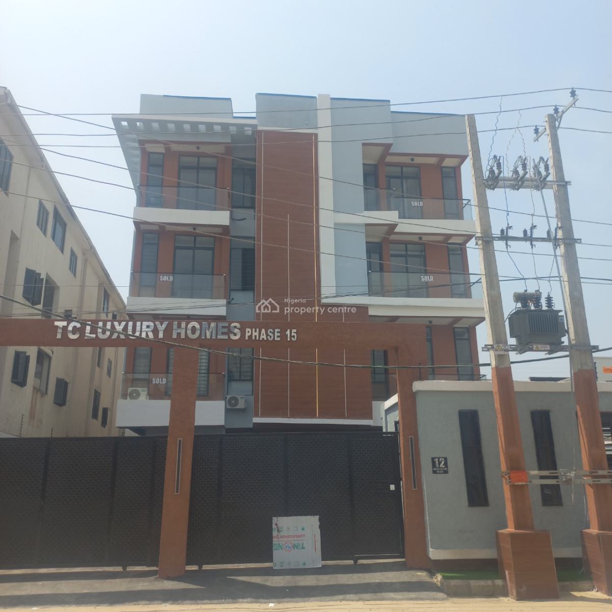 Exclusive 2 Bedroom Apartment with Spacious Ensuite Rooms, Lekki, Lagos, Flat / Apartment for Sale