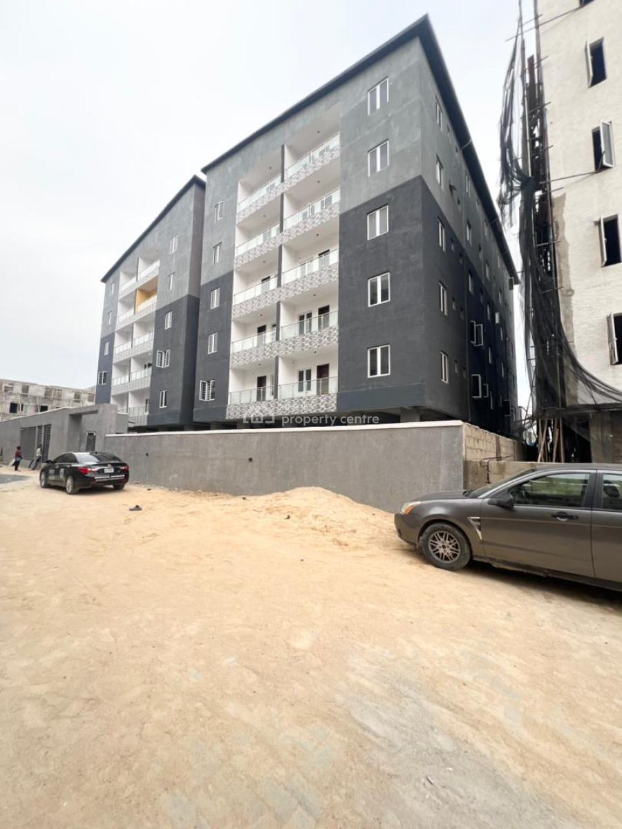 Lovely Spacious 2 Bedroom Apartment, Lekki Phase 1, Lekki, Lagos, Flat / Apartment for Sale