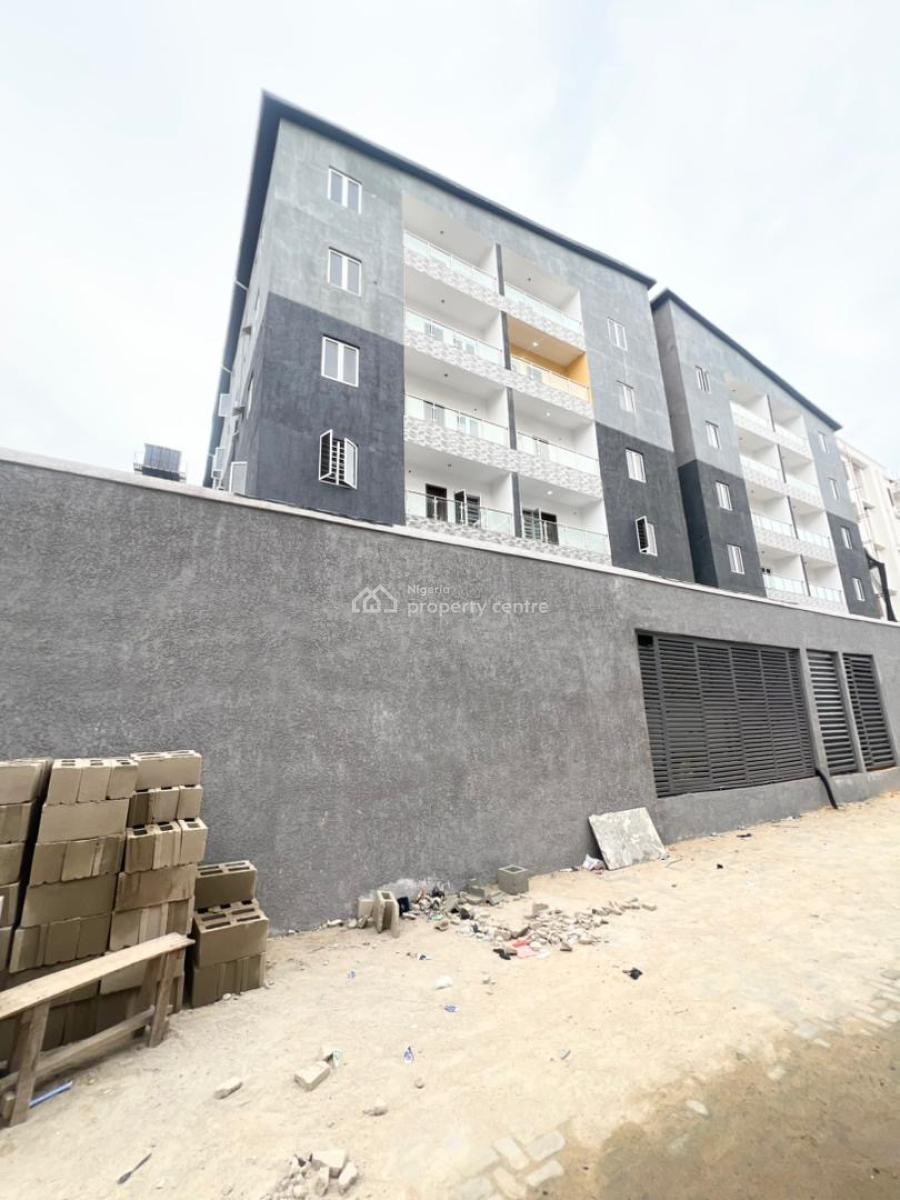 Lovely Spacious 2 Bedroom Apartment, Lekki Phase 1, Lekki, Lagos, Flat / Apartment for Sale
