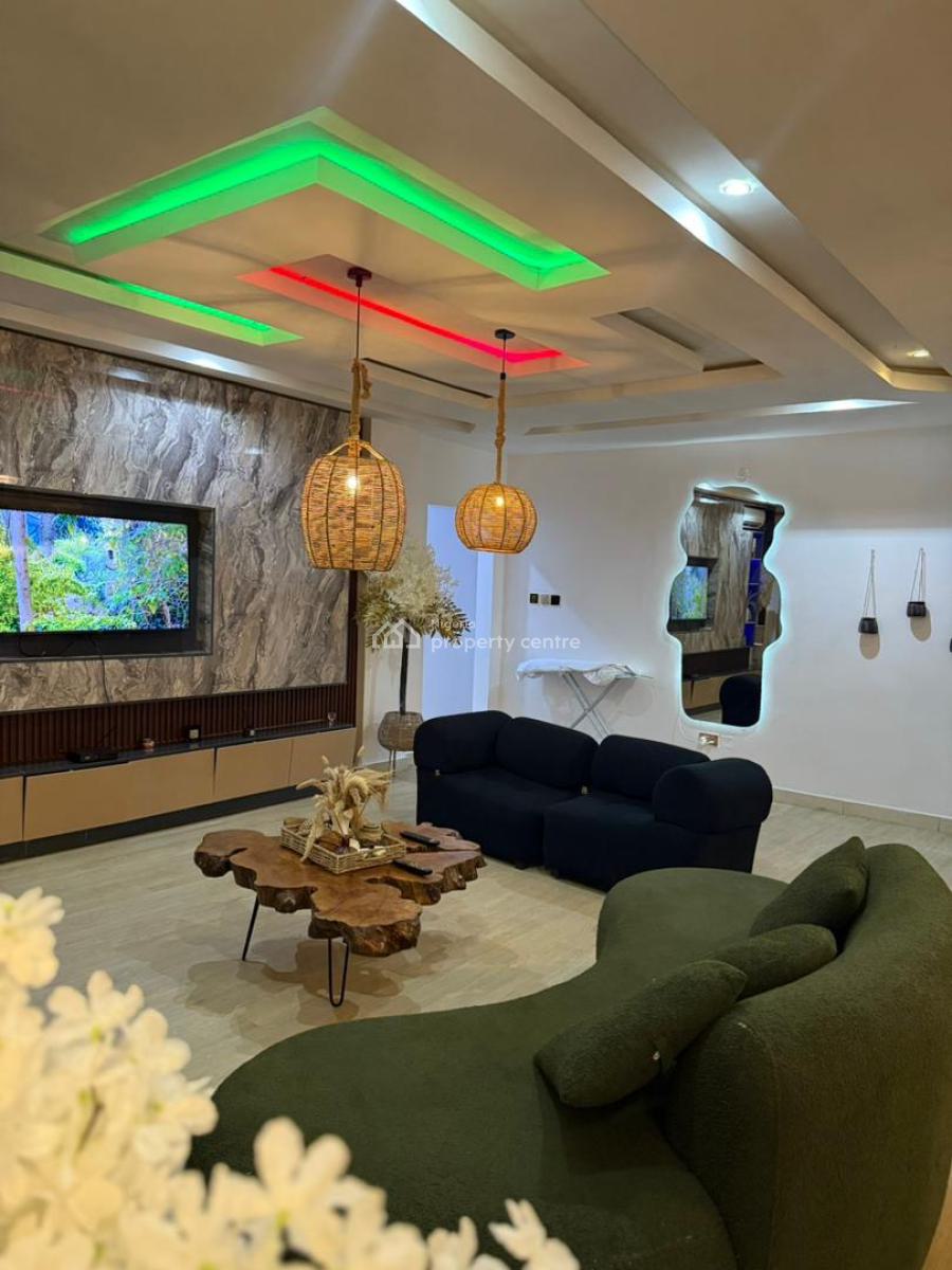 Luxury 3 Bedroom Apartment with Dining Set, Ps5 and Snooker, Salem Ikate, Lekki, Lagos, Flat / Apartment Short Let