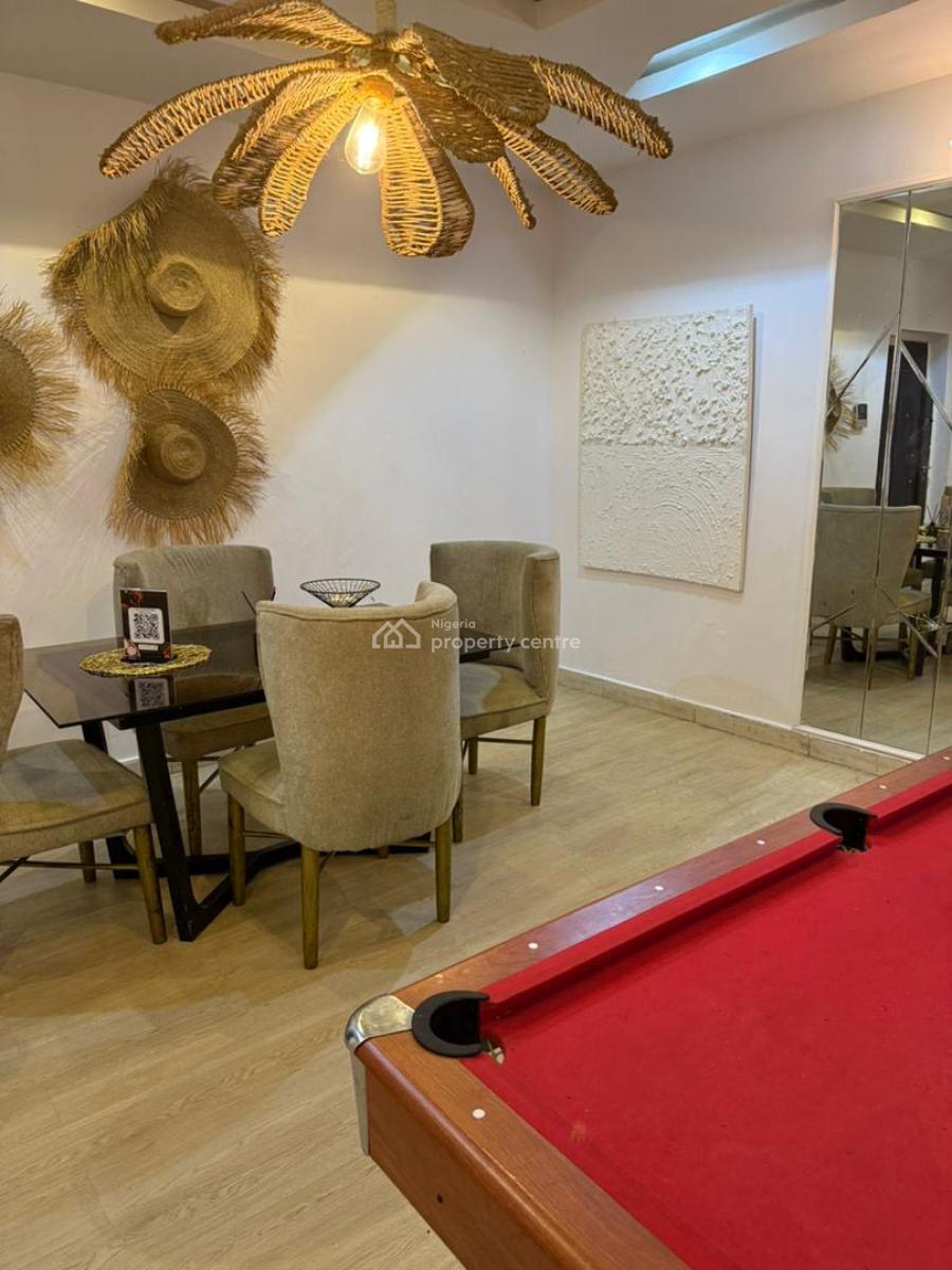 Luxury 3 Bedroom Apartment with Dining Set, Ps5 and Snooker, Salem Ikate, Lekki, Lagos, Flat / Apartment Short Let