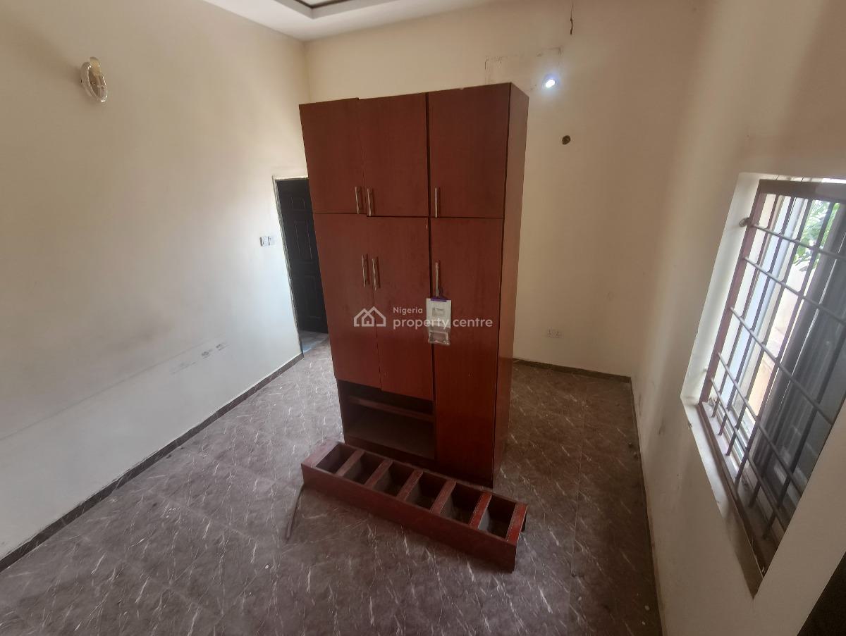 Spacious One Bedroom Apartment, Naf Valley Estate, Asokoro District, Abuja, Flat / Apartment for Rent