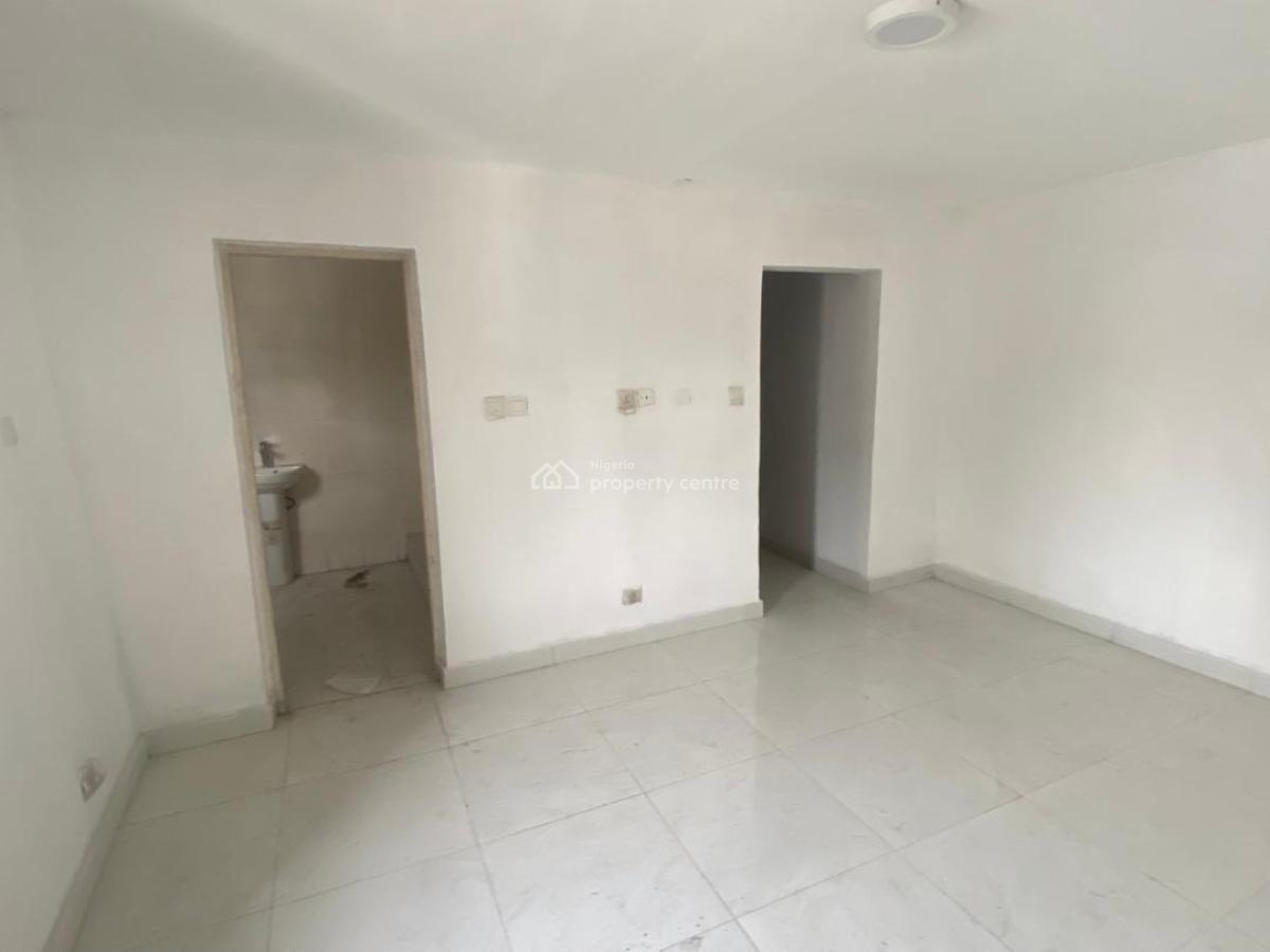 Fully Serviced 4-bedroom Office Space, Victoria Island (vi), Lagos, Flat / Apartment for Rent