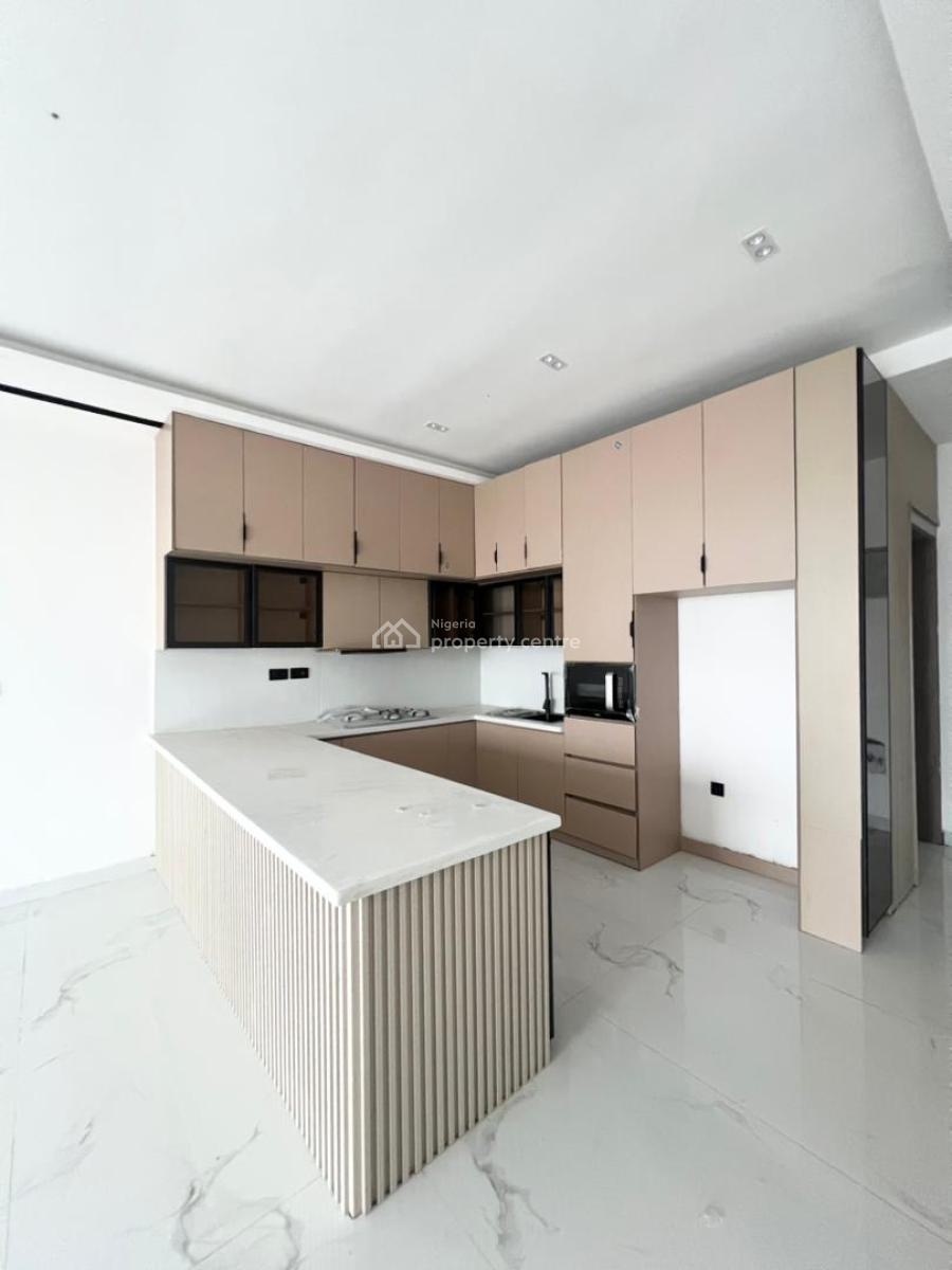 Opulent 3 Bedroom Apartment with Pool, Lekki Phase 1, Lekki, Lagos, Flat / Apartment for Sale