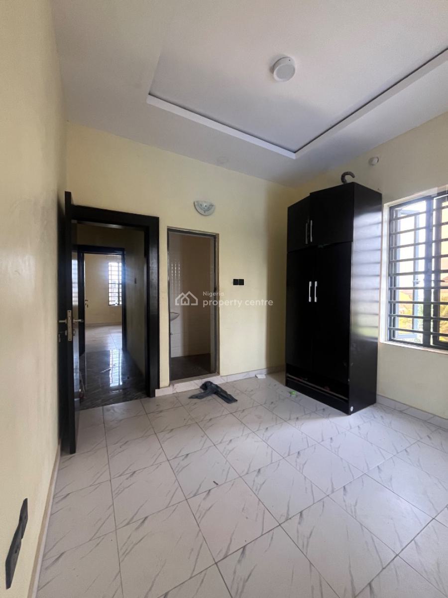 2 Bedroom Flat, Alasela Royal Estate, Ogombo, Ajah, Lagos, Flat / Apartment for Rent
