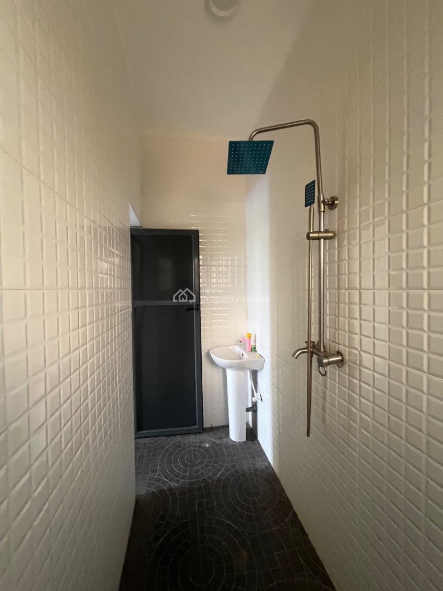 2 Bedroom Flat, Alasela Royal Estate, Ogombo, Ajah, Lagos, Flat / Apartment for Rent