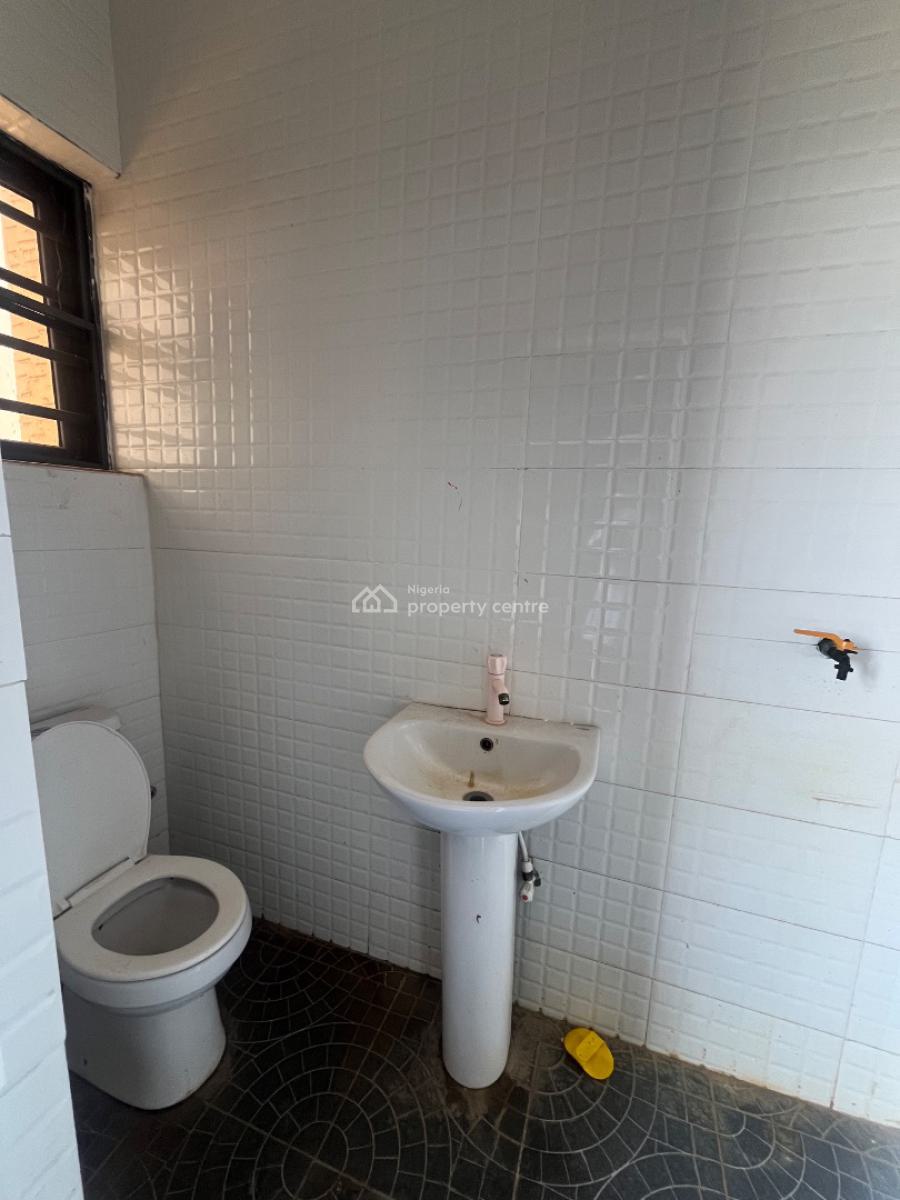 2 Bedroom Flat, Alasela Royal Estate, Ogombo, Ajah, Lagos, Flat / Apartment for Rent