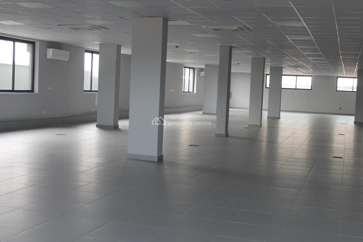 Open Plan Serviced Office Space in an Office Complex, Qmb Road, Mega Chicken, Lekki Phase 1, Lekki, Lagos, Office Space for Rent