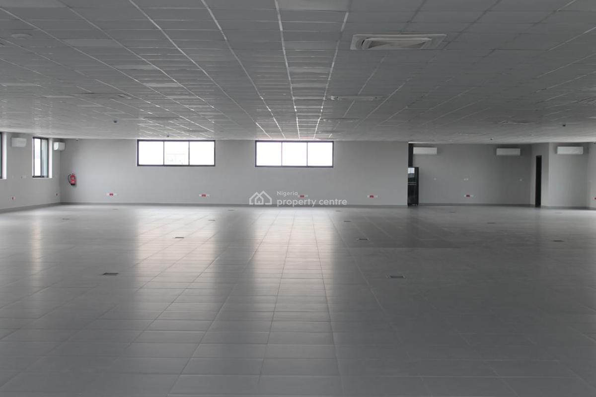 Open Plan Serviced Office Space in an Office Complex, Qmb Road, Mega Chicken, Lekki Phase 1, Lekki, Lagos, Office Space for Rent