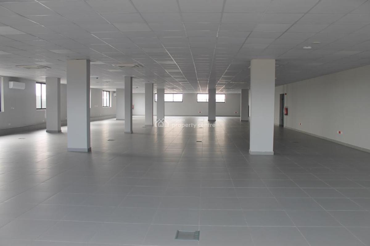 Open Plan Serviced Office Space in an Office Complex, Qmb Road, Mega Chicken, Lekki Phase 1, Lekki, Lagos, Office Space for Rent