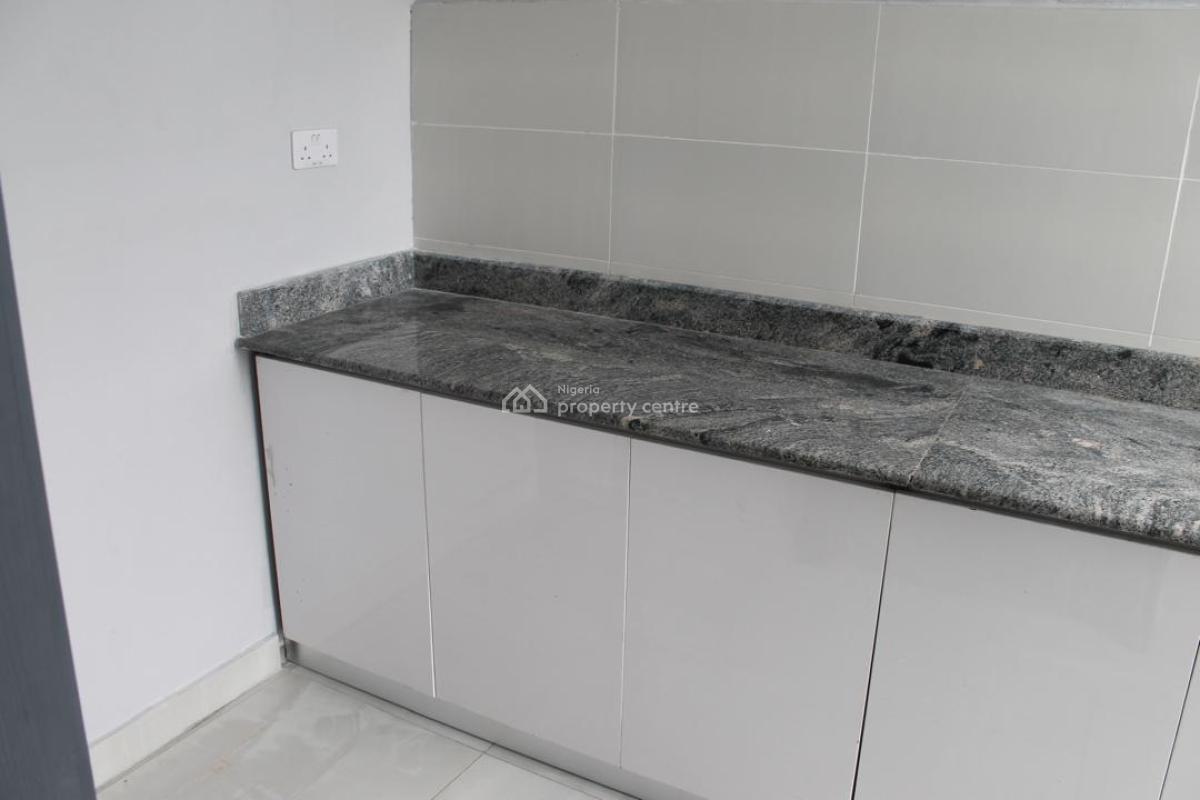 Open Plan Serviced Office Space in an Office Complex, Qmb Road, Mega Chicken, Lekki Phase 1, Lekki, Lagos, Office Space for Rent