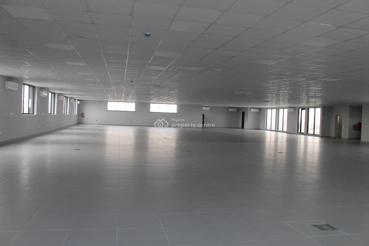 Open Plan Serviced Office Space in an Office Complex, Qmb Road, Mega Chicken, Lekki Phase 1, Lekki, Lagos, Office Space for Rent