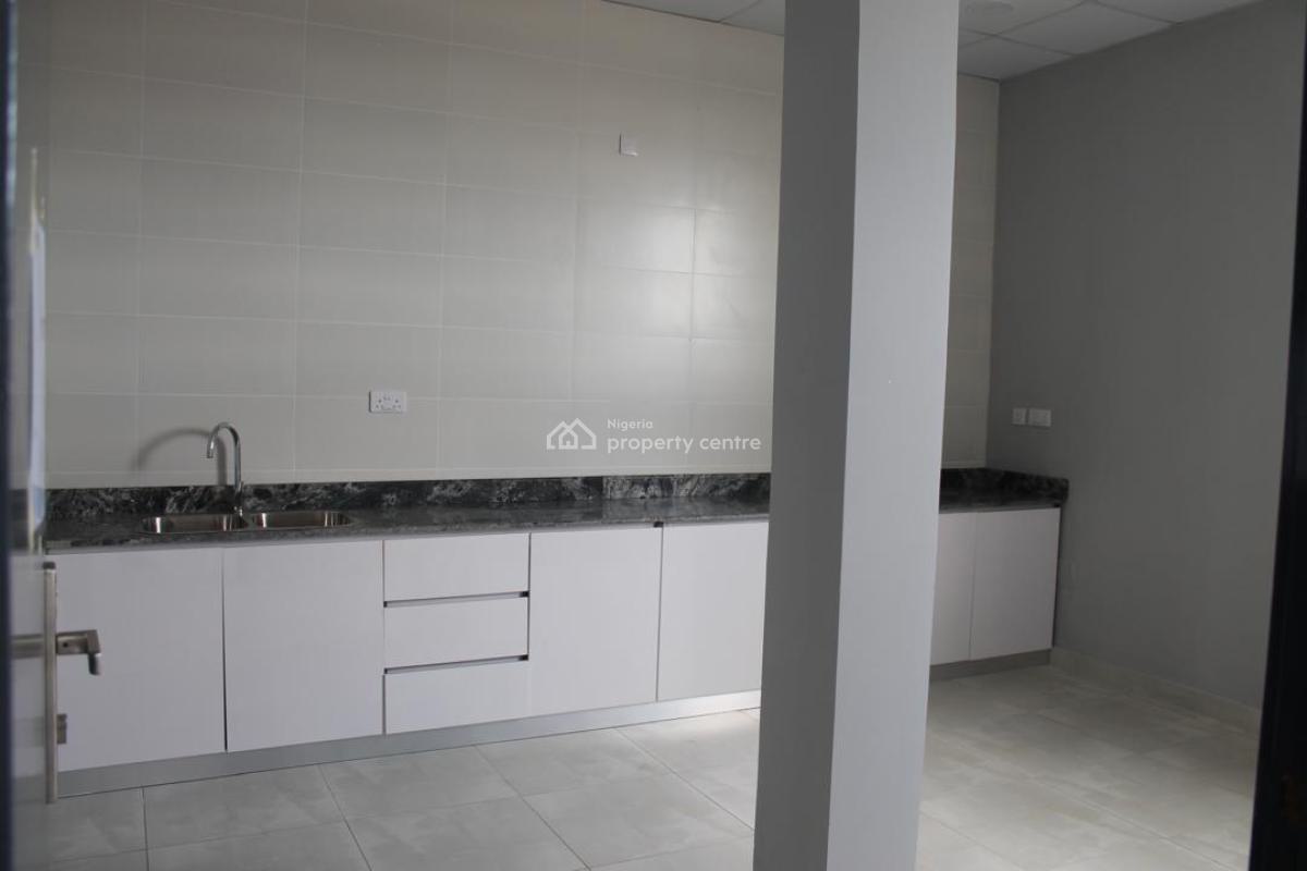 Open Plan Serviced Office Space in an Office Complex, Qmb Road, Mega Chicken, Lekki Phase 1, Lekki, Lagos, Office Space for Rent