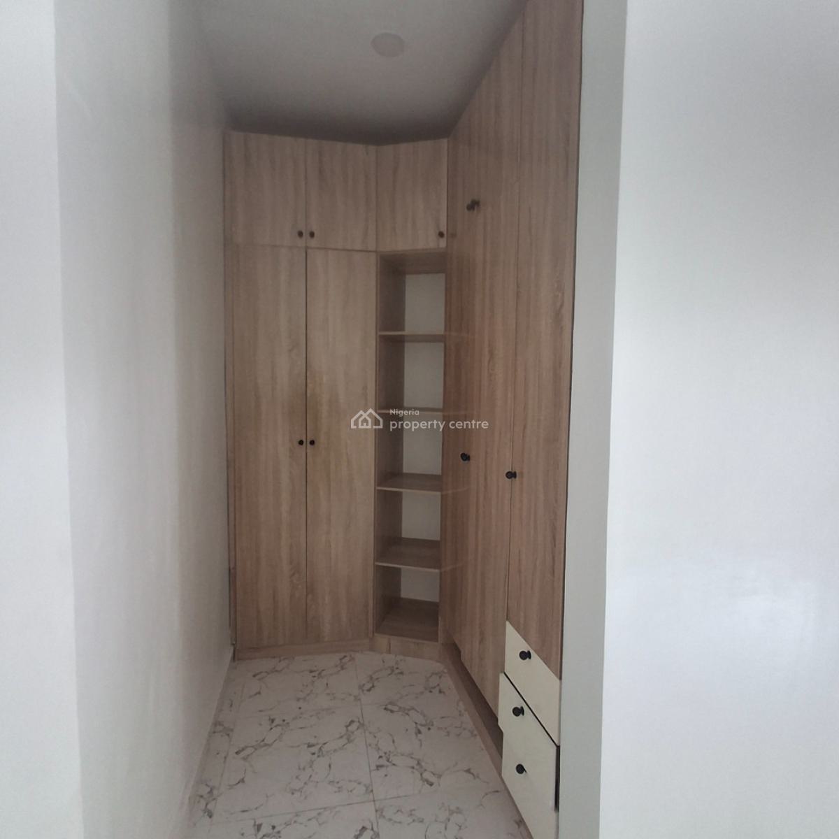 Four Bedroom Terrace, Ajah, Lagos, Terraced Duplex for Sale